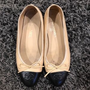 AUTHENTIC CLASSIC CHANEL FLATS EU SZ 38.5